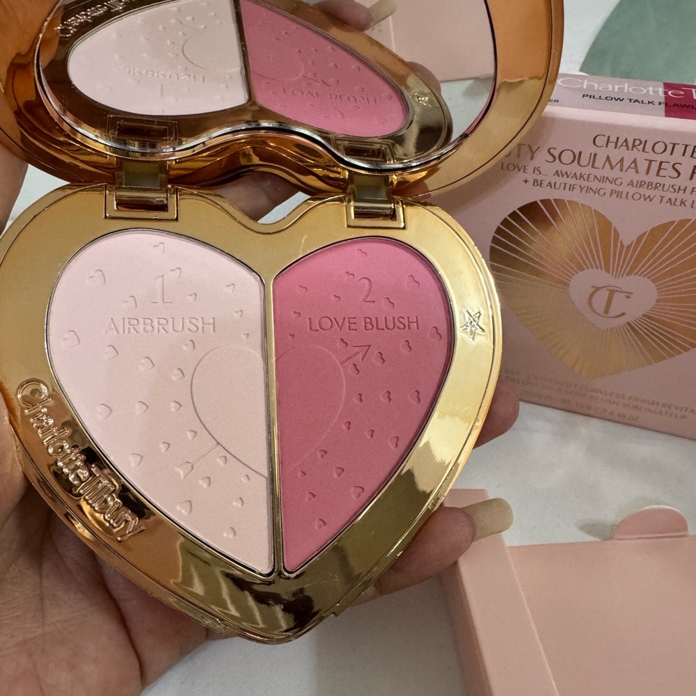 Charlotte Tilbury Beauty Soulmates Face Palette - Pink and Cream - Picture 6 of 11